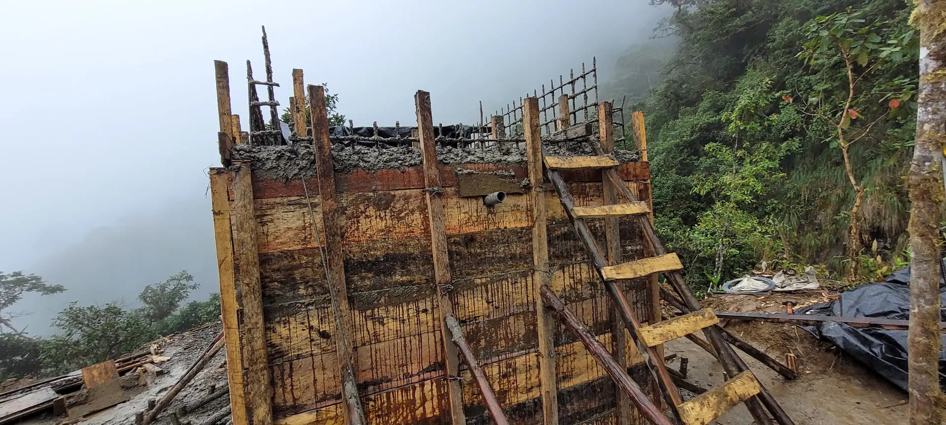 Water tank construction works, photographic record 21 of 22